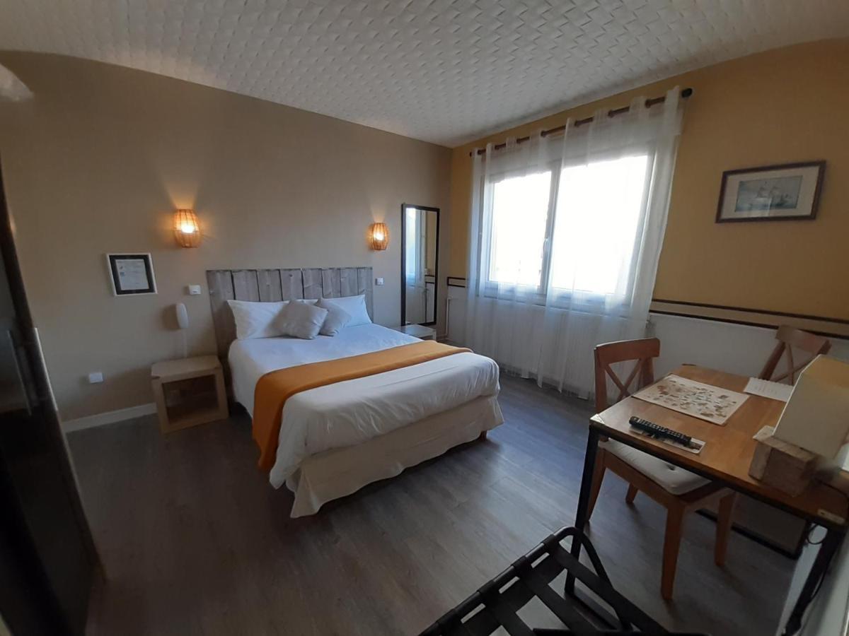 Du Tricastin Hotel