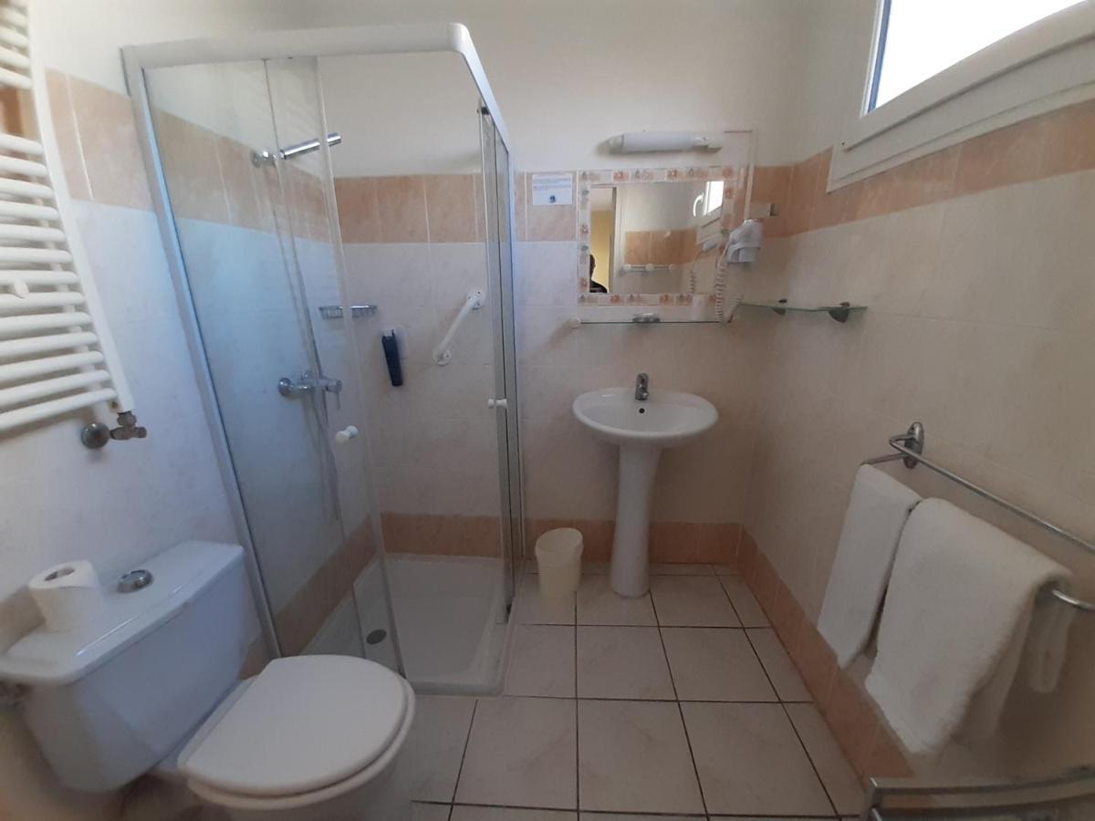 Du Tricastin Hotel 2*